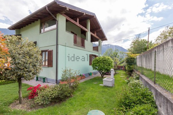 casa indipendente in vendita a Castione Andevenno in zona Balzarro
