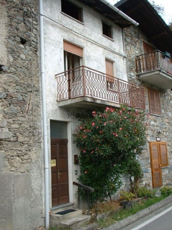 appartamento in vendita a Castione Andevenno