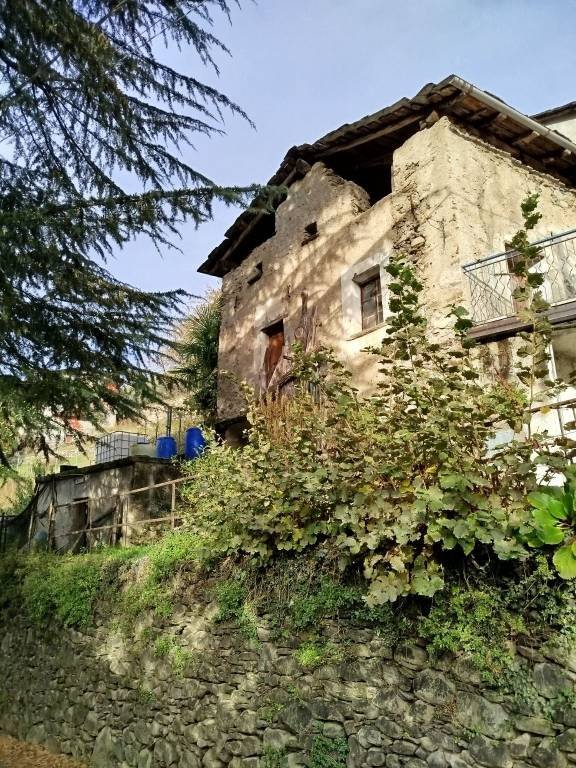 casa indipendente in vendita a Castione Andevenno