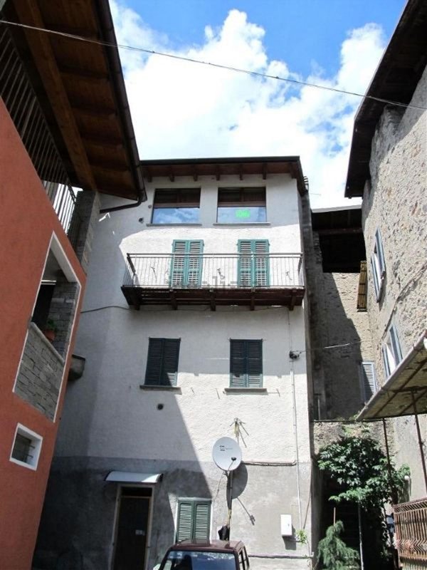 appartamento in vendita a Castione Andevenno