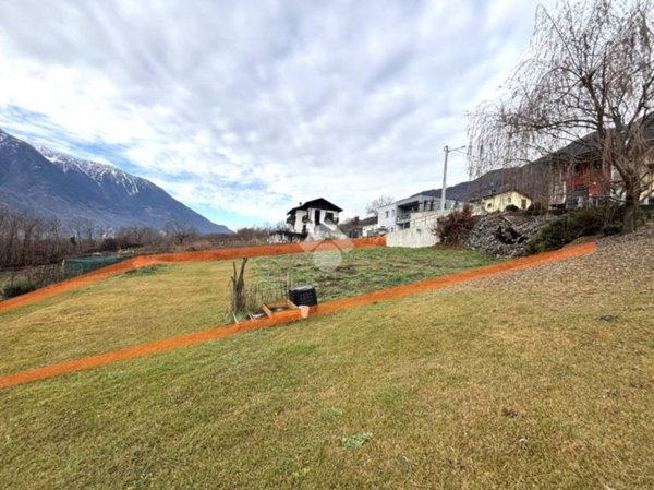 terreno edificabile in vendita a Castione Andevenno in zona Canovi