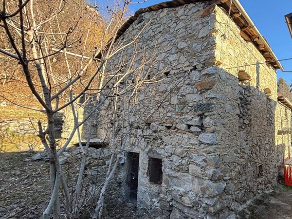 casale in vendita a Castione Andevenno in zona Cadoli