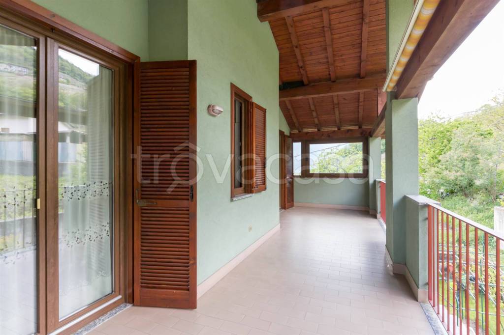 casa indipendente in vendita a Castione Andevenno in zona Balzarro