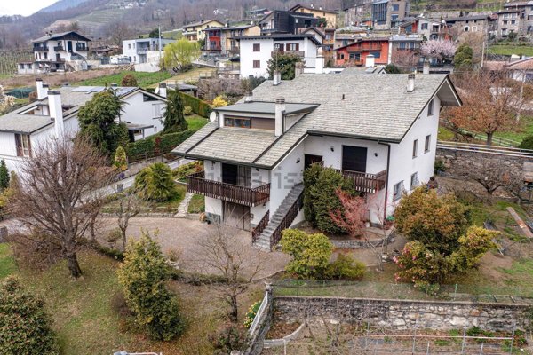 casa indipendente in vendita a Castione Andevenno