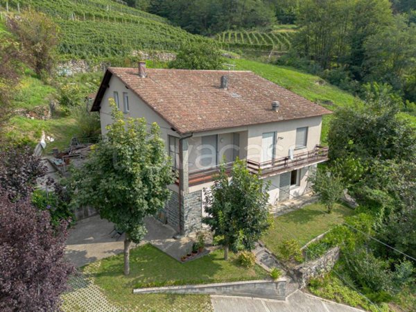 casa indipendente in vendita a Castione Andevenno in zona Canovi
