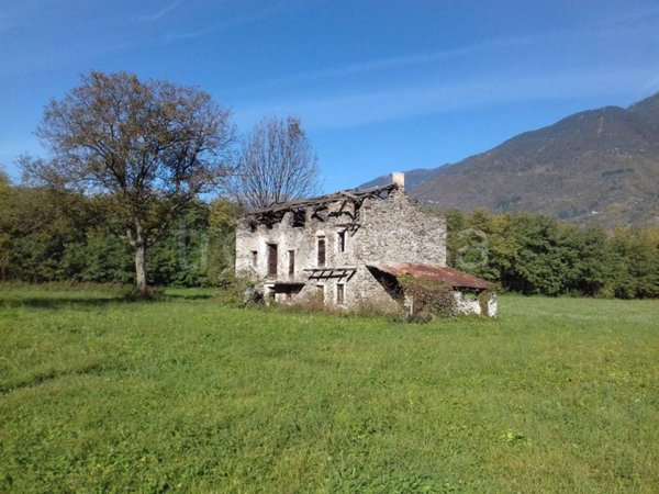 casa indipendente in vendita a Cedrasco