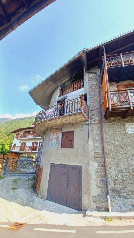 casa indipendente in vendita a Cercino