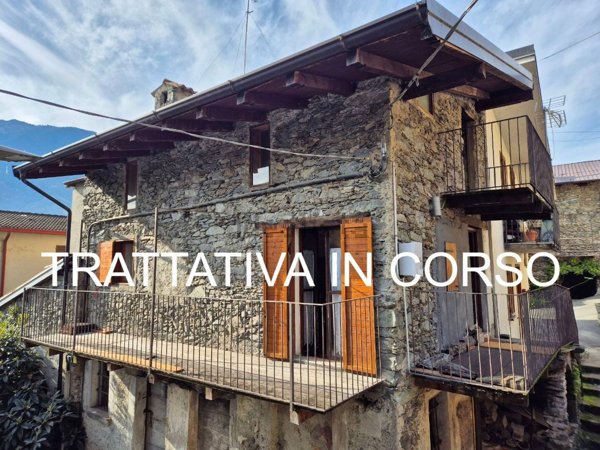 appartamento in vendita a Cercino in zona Piussogno