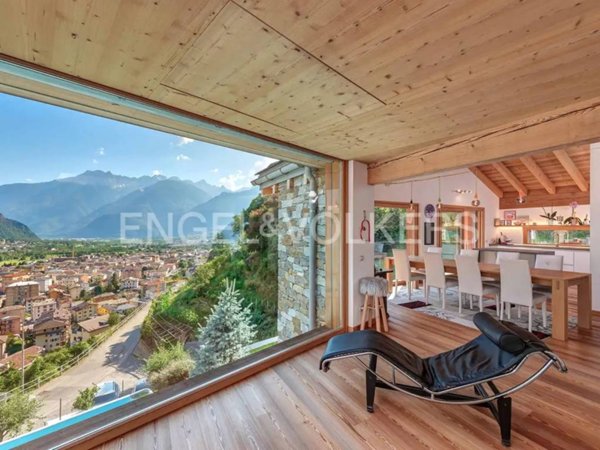 casa indipendente in vendita a Chiavenna