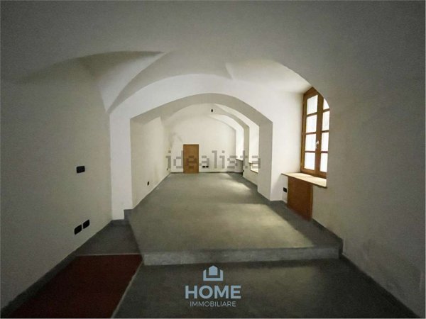 negozio in vendita a Chiavenna