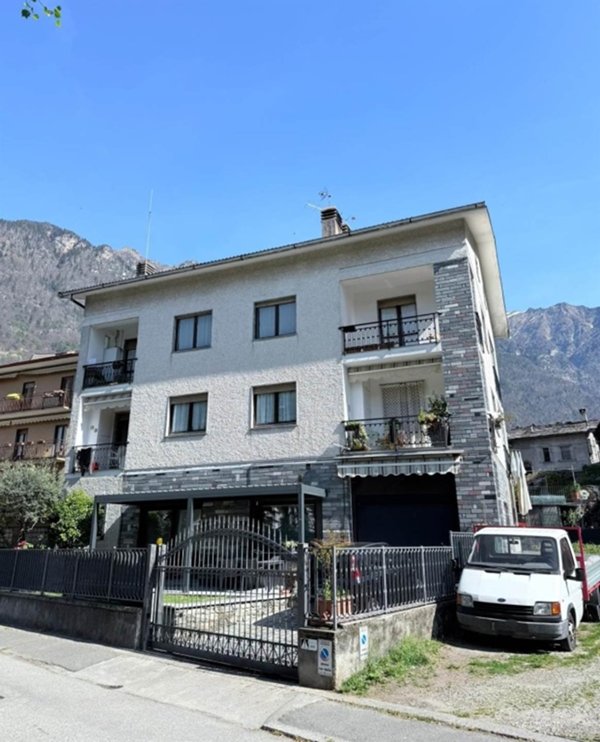 appartamento in vendita a Chiavenna