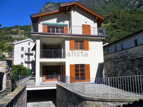 appartamento in vendita a Chiavenna