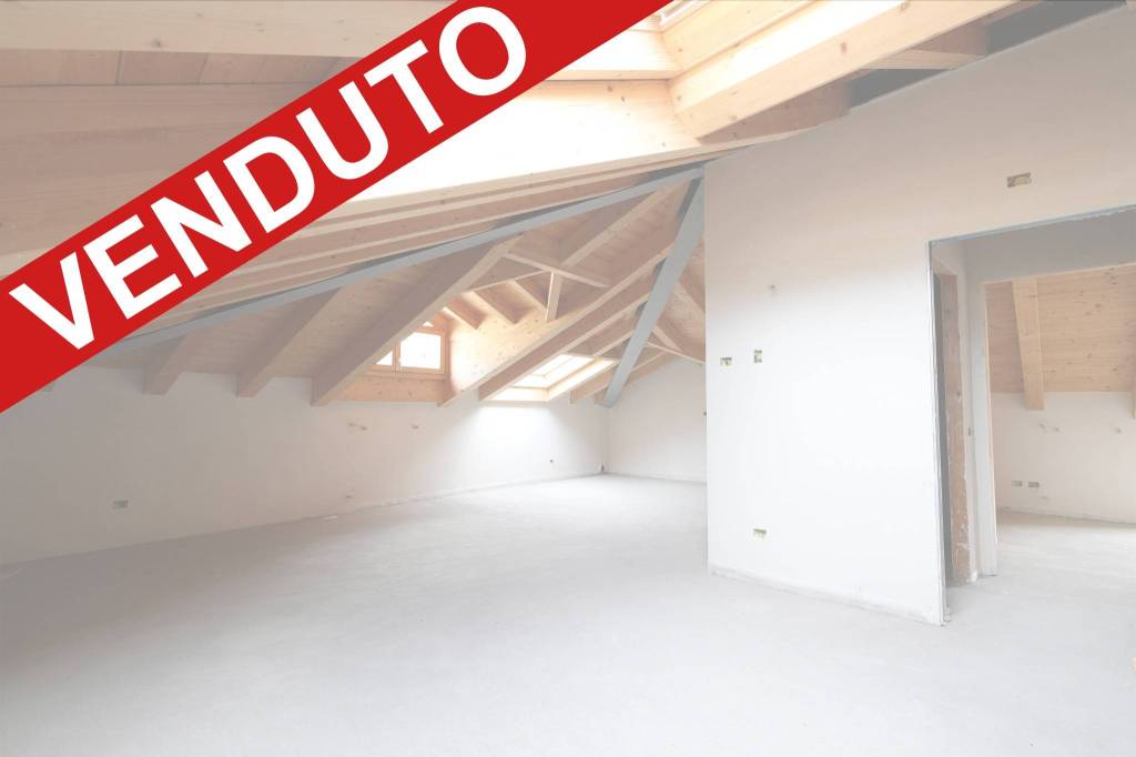 appartamento in vendita a Chiavenna in zona Loreto