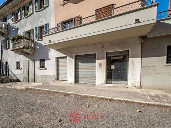 negozio in vendita a Chiavenna