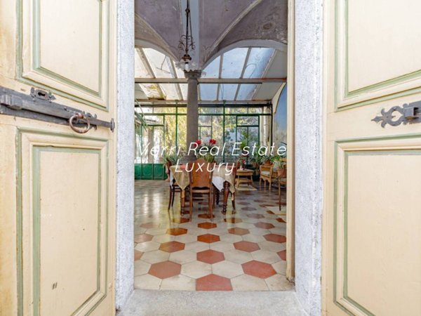 intera palazzina in vendita a Chiavenna