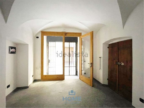 negozio in vendita a Chiavenna