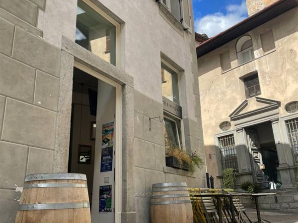 negozio in vendita a Chiavenna