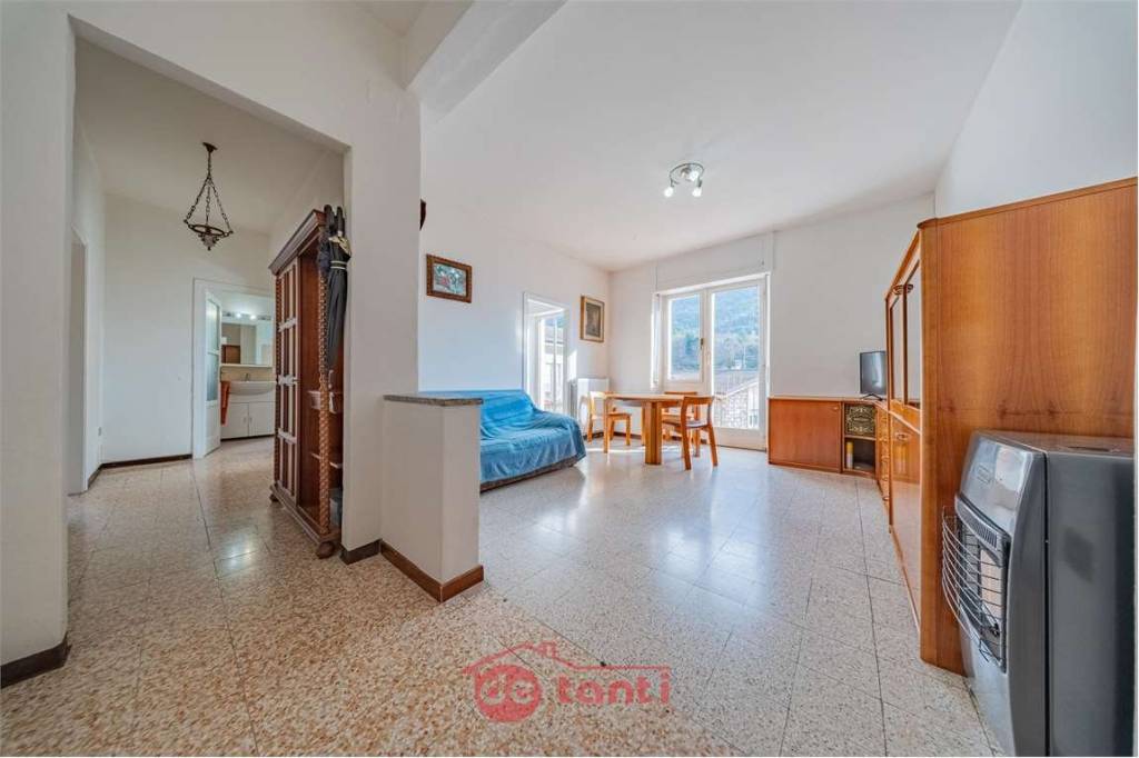 appartamento in vendita a Chiavenna in zona San Carlo