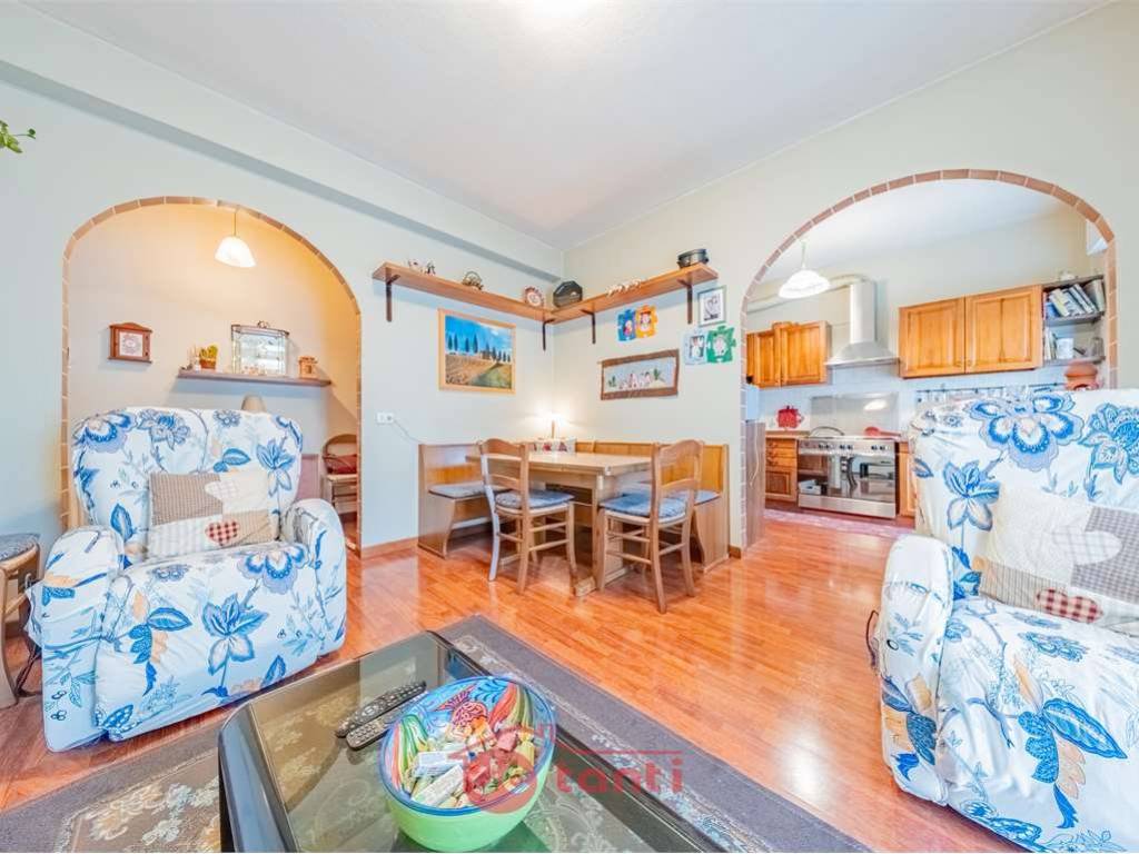 appartamento in vendita a Chiavenna in zona San Carlo