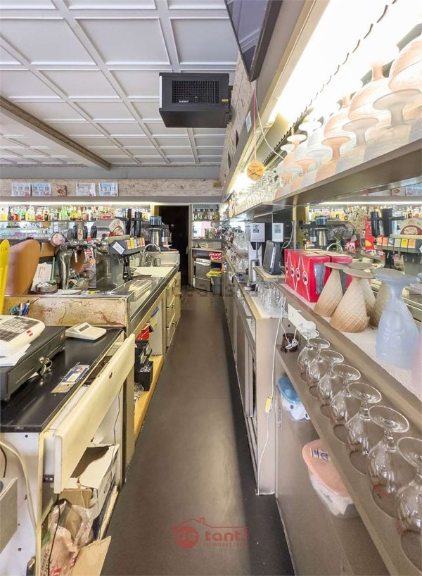 negozio in vendita a Chiavenna