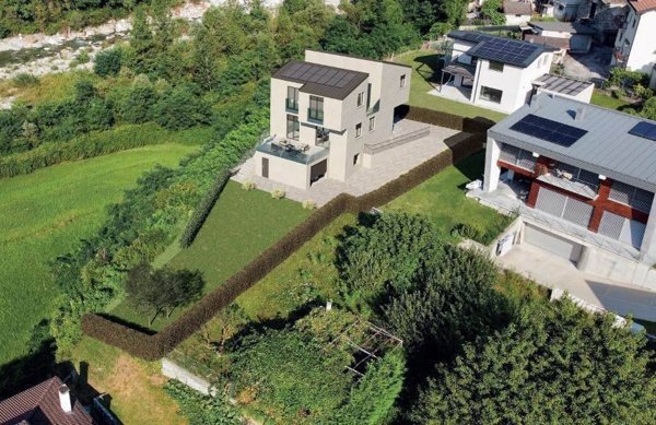 terreno edificabile in vendita a Chiavenna