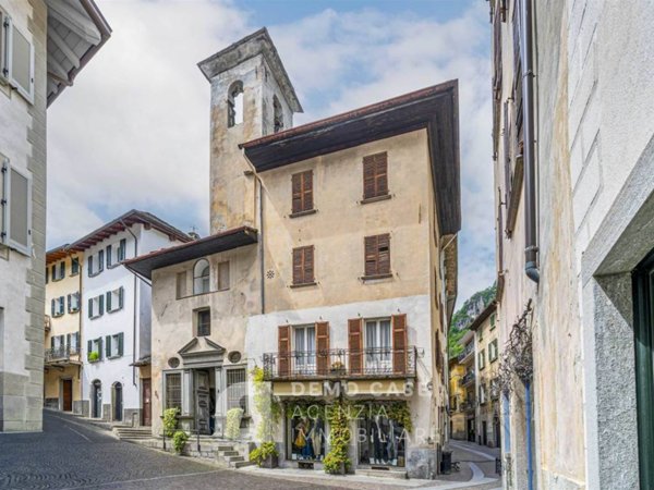 casa indipendente in vendita a Chiavenna