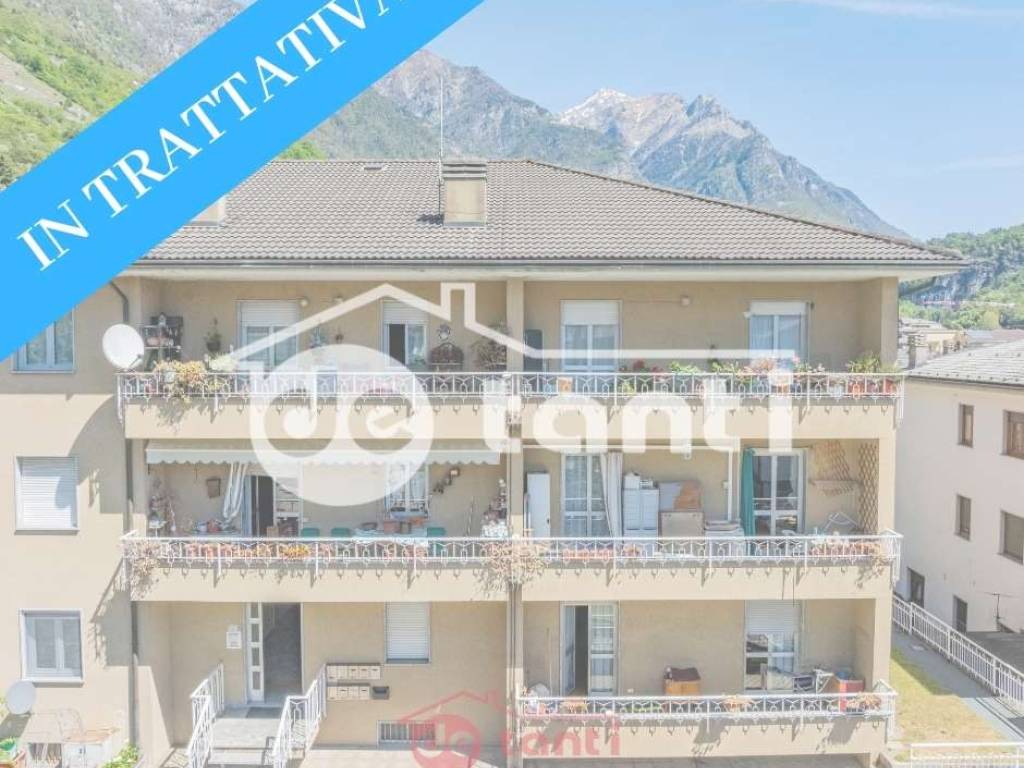 appartamento in vendita a Chiavenna in zona Bette