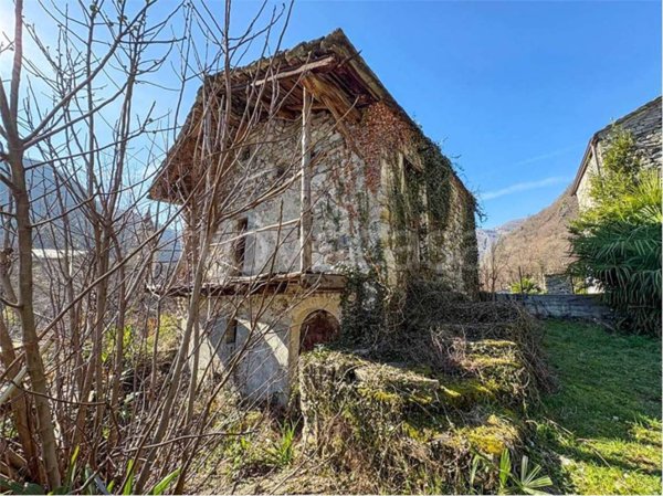 casa indipendente in vendita a Chiavenna