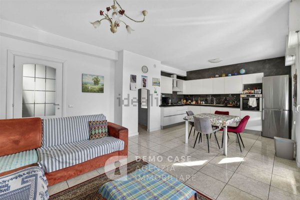 appartamento in vendita a Chiavenna in zona San Carlo