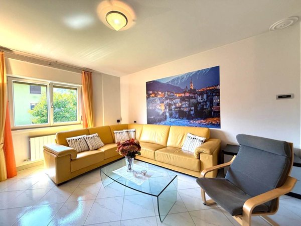 appartamento in vendita a Chiavenna in zona Bette