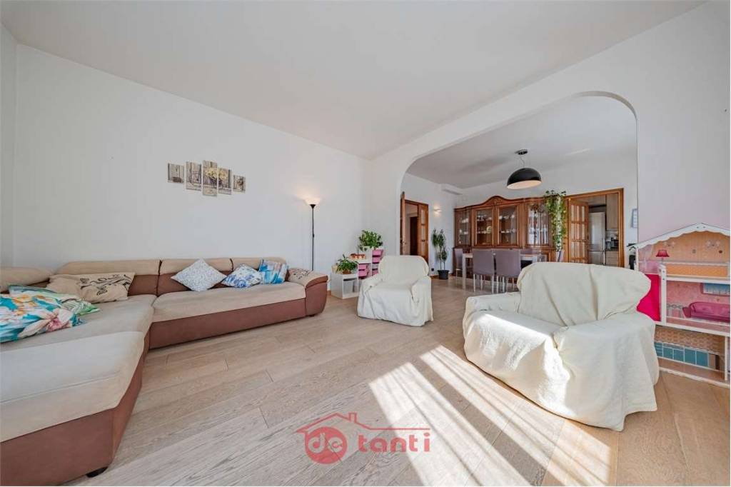 appartamento in vendita a Chiavenna in zona Bette
