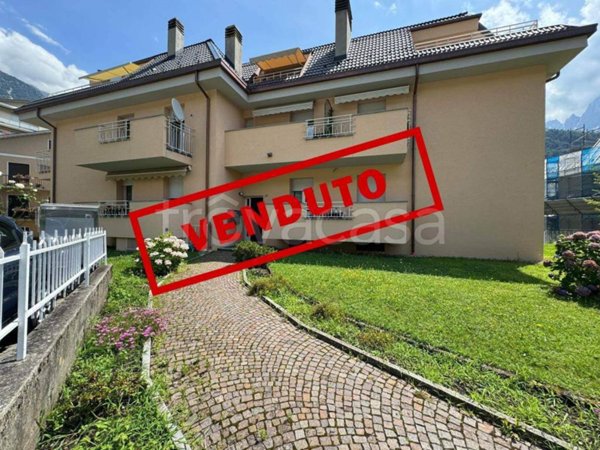 appartamento in vendita a Chiavenna in zona Bette