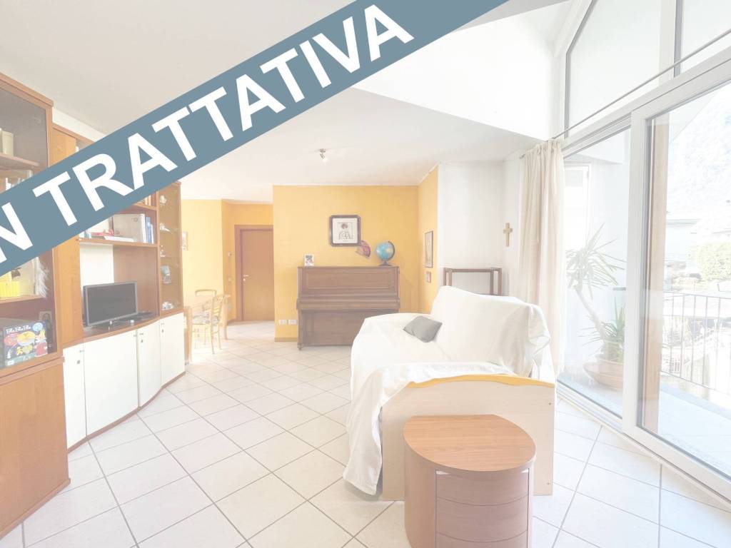 appartamento in vendita a Chiavenna in zona Bette