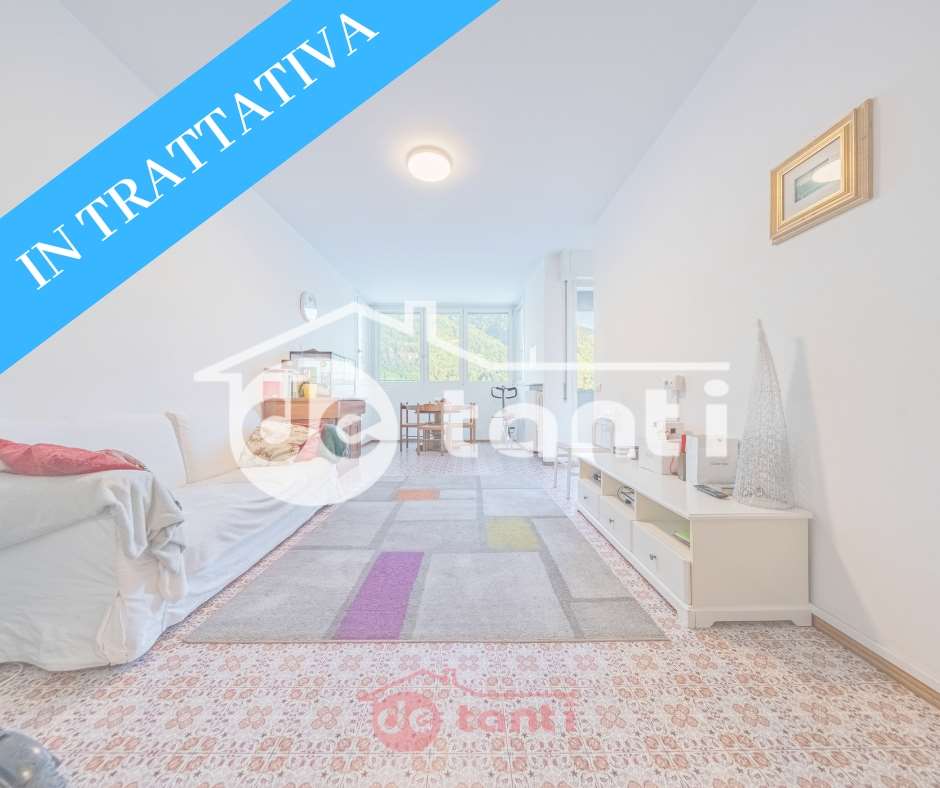 appartamento in vendita a Chiavenna in zona Pianazzola