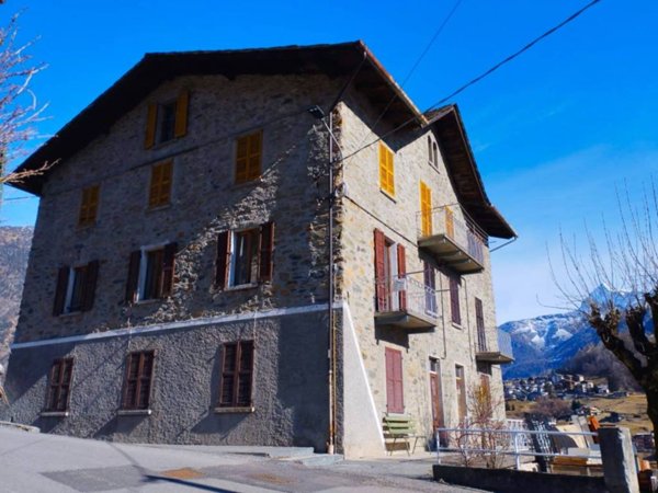 appartamento in vendita a Chiesa in Valmalenco