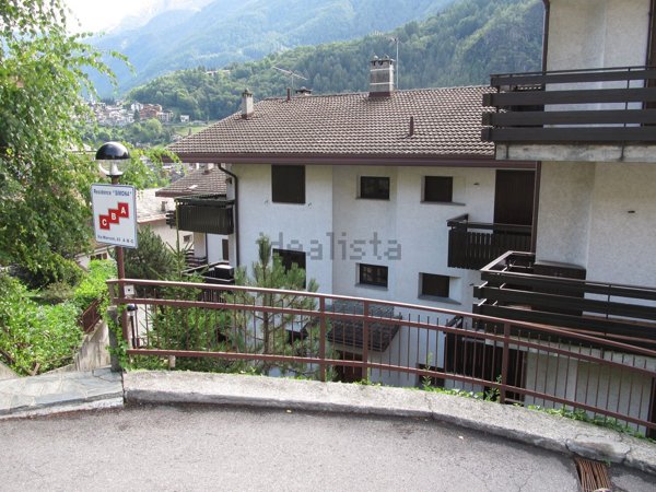 appartamento in vendita a Chiesa in Valmalenco