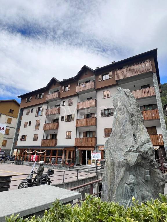 appartamento in vendita a Chiesa in Valmalenco