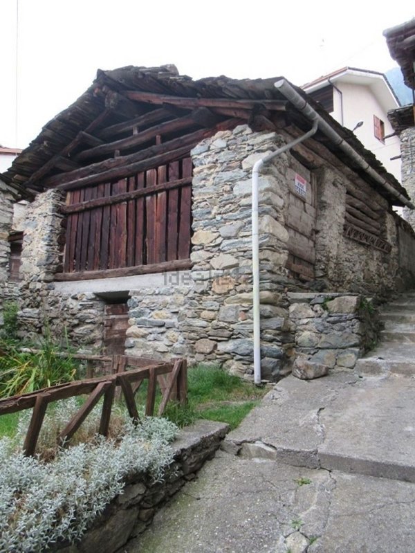 appartamento in vendita a Chiesa in Valmalenco in zona Primolo