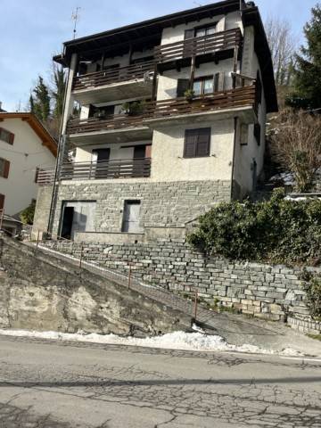 appartamento in vendita a Chiesa in Valmalenco