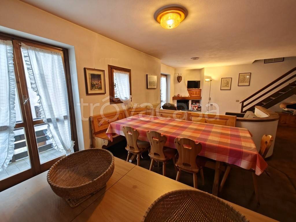 appartamento in vendita a Chiesa in Valmalenco