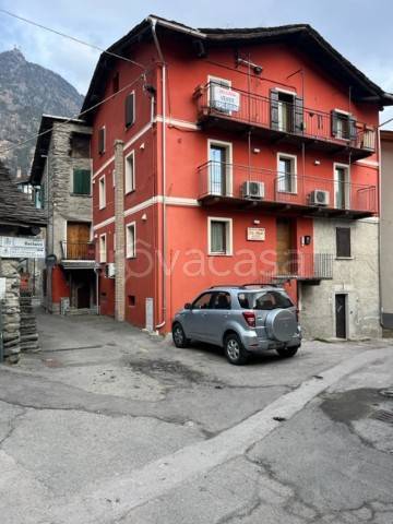 appartamento in vendita a Chiesa in Valmalenco