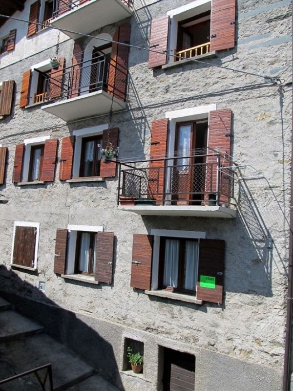 appartamento in vendita a Chiesa in Valmalenco in zona Primolo