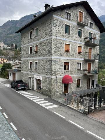 appartamento in vendita a Chiesa in Valmalenco