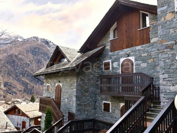 appartamento in vendita a Chiesa in Valmalenco