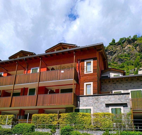 appartamento in vendita a Chiesa in Valmalenco