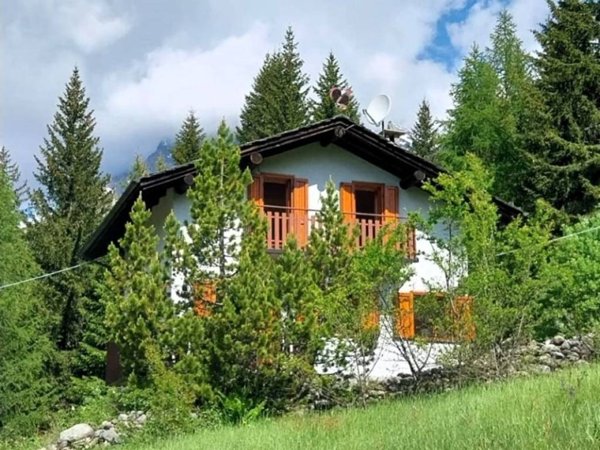 casa indipendente in vendita a Chiesa in Valmalenco in zona San Giuseppe