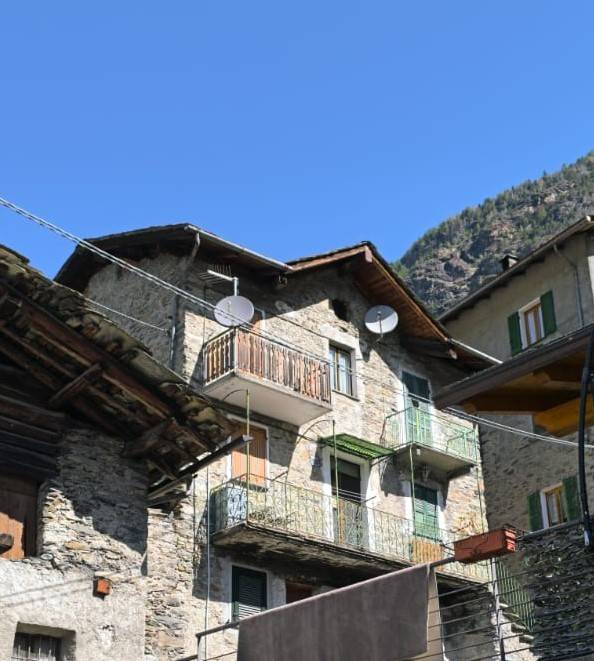 appartamento in vendita a Chiesa in Valmalenco