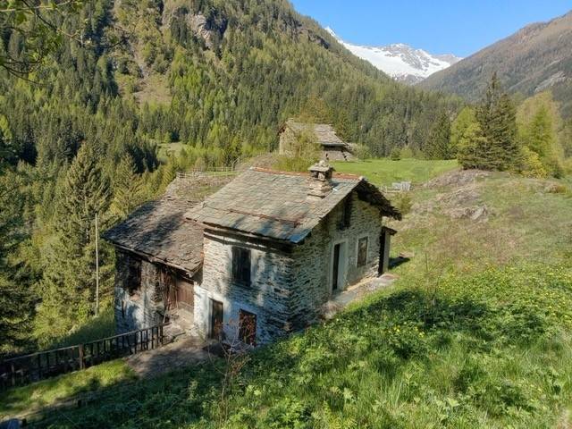 casa indipendente in vendita a Chiesa in Valmalenco