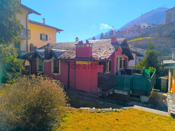 appartamento in vendita a Chiesa in Valmalenco