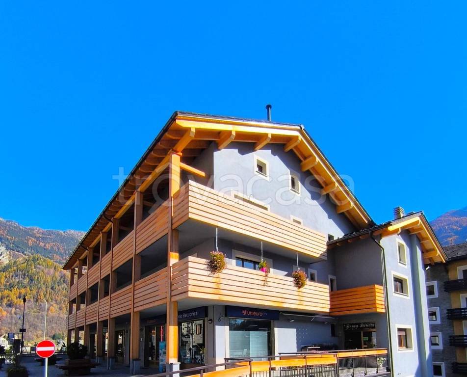 appartamento in vendita a Chiesa in Valmalenco